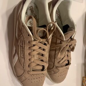 Reebok Mauve and White Casual Sneakers